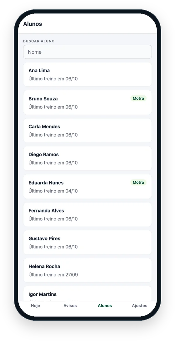 App do personal no iPhone: lista de alunos, com os conectados ao Motra marcados